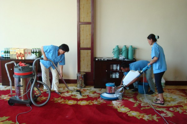 義烏專業(yè)保潔公司